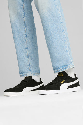 Schwarze Sneakers aus Wildleder mit goldenem Puma Club II-Logo