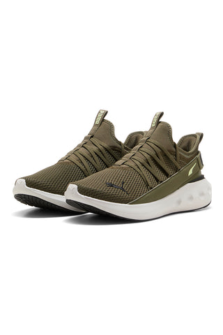 Olivgrüne Sneakers mit weißer Sohle Puma Softride Carson Fresh