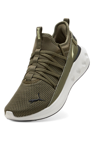 Olivgrüne Sneakers mit weißer Sohle Puma Softride Carson Fresh