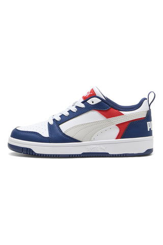 Blaue und rot-weiße Turnschuhe im Basketball-Stil Puma Rebound V6 Lo Jr