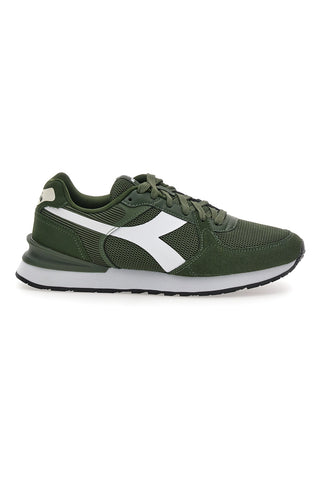 Grüne Turnschuhe mit weißen DD Comfort Details Diadora Fenice