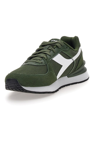 Grüne Turnschuhe mit weißen DD Comfort Details Diadora Fenice
