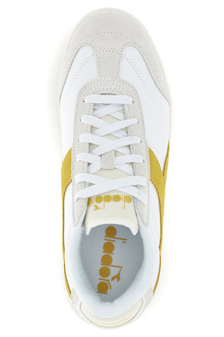 Weiße Turnschuhe mit gelbem Einsatz Diadora Kick Sl