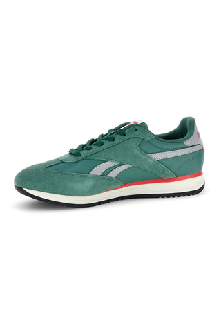 Grüne Turnschuhe mit Wildledereinsätzen und Ortholite Reebok World 70