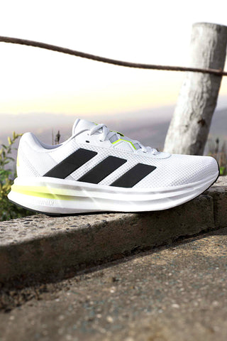 Scarpe da running bianche leggere mesh Adidas Galaxy 7 M