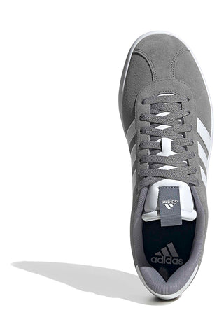 Graue Sneakers im T-Toe-Design Adidas VL Court 3.0
