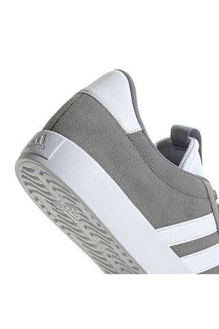 Graue Sneakers im T-Toe-Design Adidas VL Court 3.0