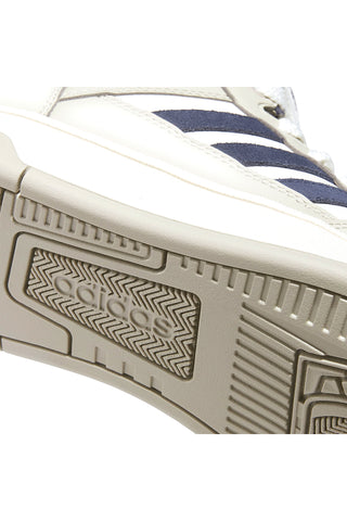 Schwarze Sneaker mit 3 Adidas Break Start 2000 Streifen