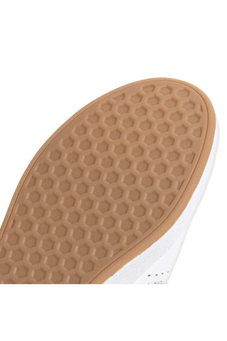 Weiße Sneakers mit grünen Details, schlichtes Design Adidas Advantage Base 2.0