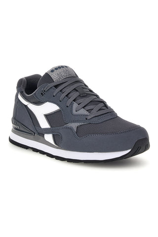 Sneakers grigie con logo a contrasto Diadora N.92