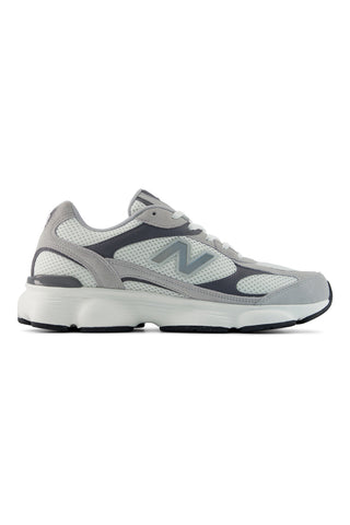 Graue New Balance M6032OD Sneaker
