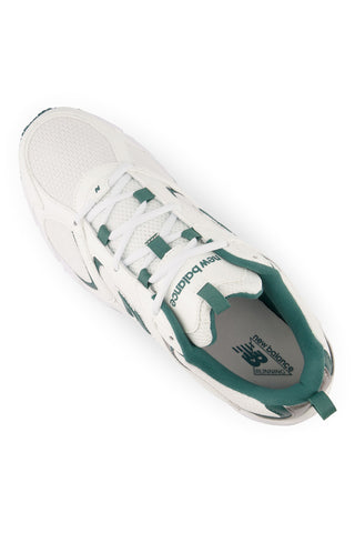 Weiße und grüne New Balance ML408T Sneaker