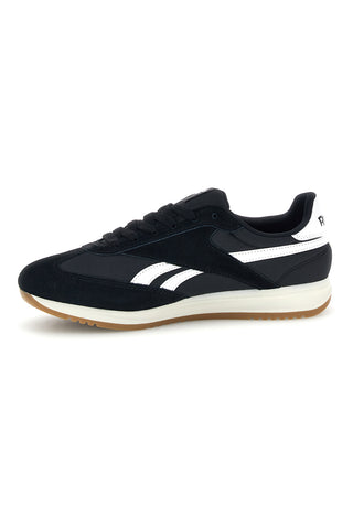 Sneakers nere con bande laterali bianche e suola bicolore Reebok World 70