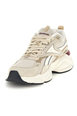 Sneakers beige con suola chunky Reebok Charge Run
