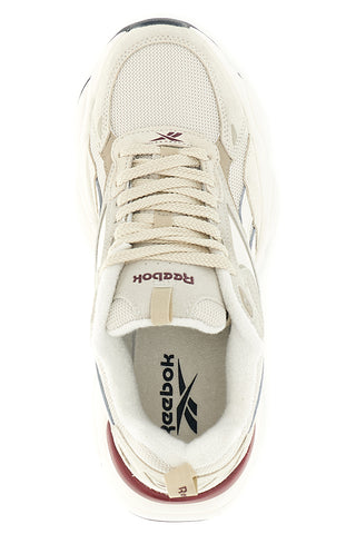 Sneakers beige con suola chunky Reebok Charge Run