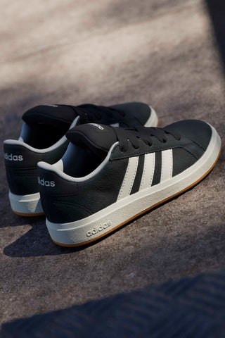Schwarze Sneaker Adidas GRAND COURT 00s K