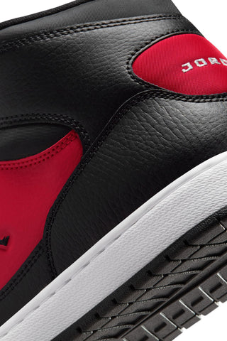 Schwarze und rote Nike Jordan Access Court Mid Sneaker mit mittlerem Schaft