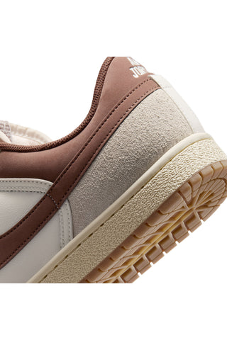 Sneakers bianche e marroni  Nike Air Jordan Skyline Low LE
