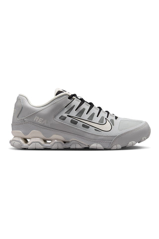 Sneakers grigie Nike Reax 8 TR