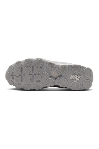 Sneakers grigie Nike Reax 8 TR
