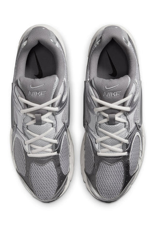 Sneakers grigie Nike V5 RNR