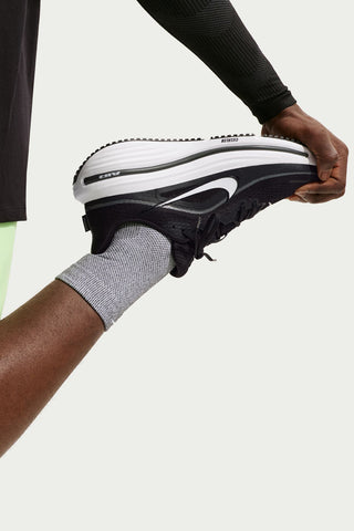Scarpe da running nere Nike Winflo 12