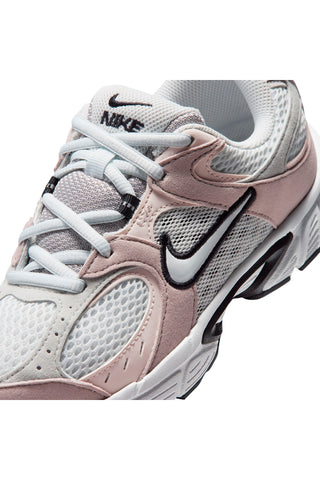 Sneakers bianche e beige  Nike V5 Runner Suede