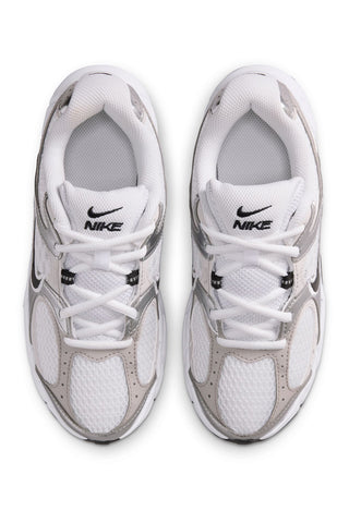 Sneakers bianche Nike V5 RNR