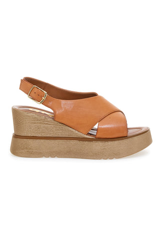 Sandalo con Zeppa Brandy Grazie 281005