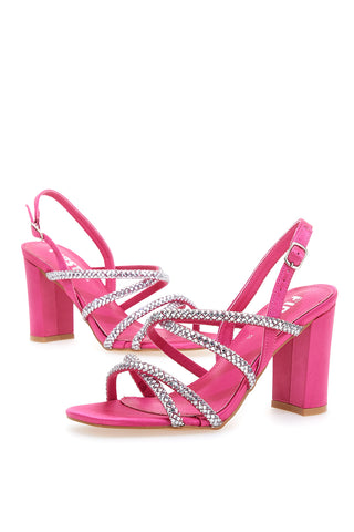 Die ersten rosafarbenen Sandaletten von 1806