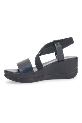 Sandalen mit Plateau-Cafè kosten 300 Schwarz