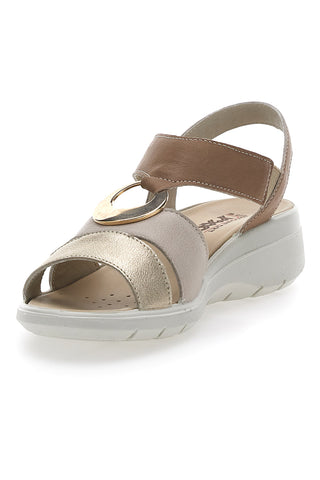 Beige Sandalen mit goldenem Detail IMac 557380