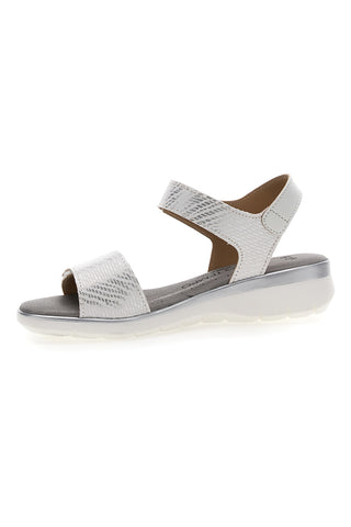 Komfortweiße Mio Tempo Sandalen 962429