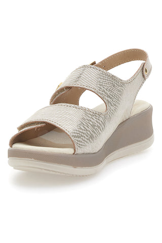 Bequeme cremefarbene Slingback-Sandalen Mio Tempo 542292