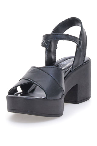 Schwarze Sandalen für Damen Pittarello Love 3156