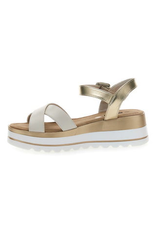 Sandalen in Beige und Platin mit 5,5 cm hoher Plateausohle Energy 492