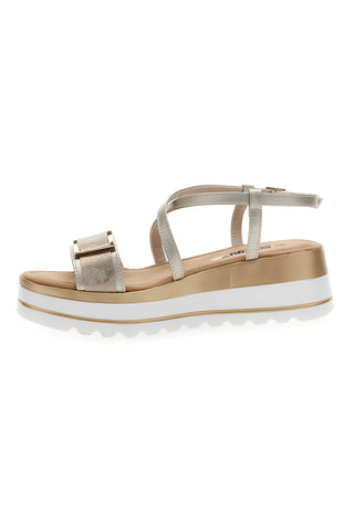 Goldene Sandale mit Riemen und Keilabsatz ENERGY 494