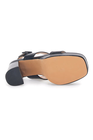 Schwarze Cafè-Sandalen mit Absatz kosten 865