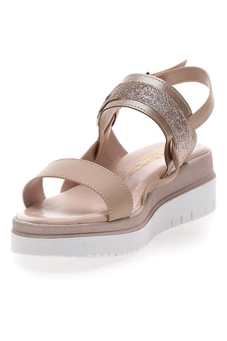 Rosa Café-Plateausandalen kosten 4081