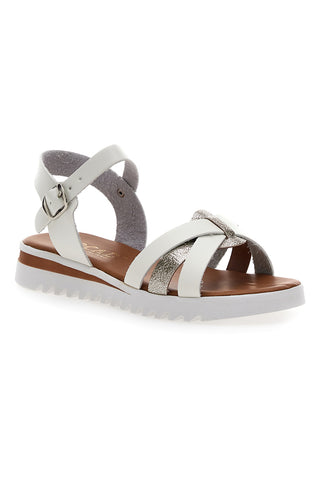Weiße und platinfarbene Sandalen mit gekreuzten Bändern und Riemen Plocadi 003