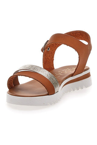 Cognacfarbene Sandalen, hergestellt in Italien, Plocadi 001