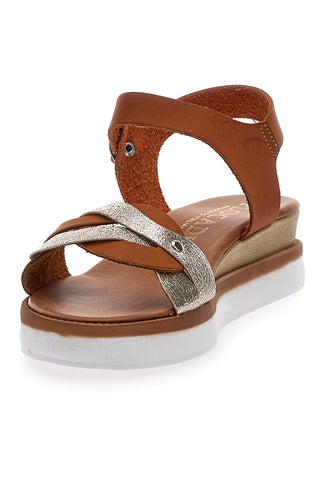 Braune Sandalen mit 4,5 cm Plateau Plocadi 30017