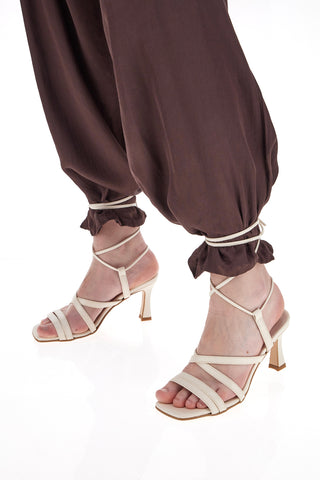 Cremefarbene Schnürsandalen mit Absatz Pittarello Glam 3615