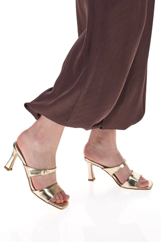 Goldene Mules-Sandalen mit Pittarello-Glam-Absatz 3631