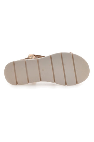 Braune Sandalen mit Applikationen und Perlen The First 60785