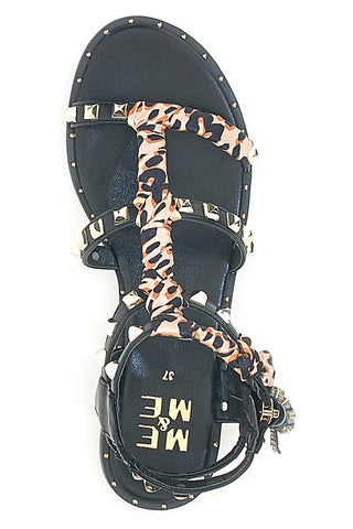 Schwarze Sandalen mit Nieten und Schal Me & Me 660
