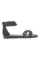 Cafè Cost 11Y279 Flache Sandalen mit schwarzen Nieten und Reißverschluss hinten