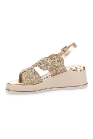 Goldene Sandalen mit Plateau Mariella Burani K11002