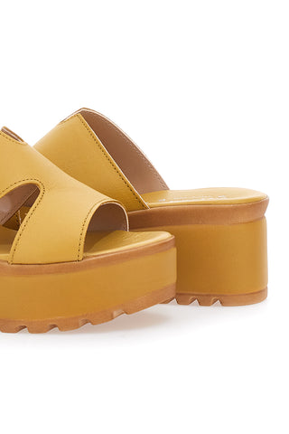 Ciabatte in vera pelle gialle PITTARELLO LOVE 3403101