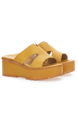 Ciabatte in vera pelle gialle PITTARELLO LOVE 3403101